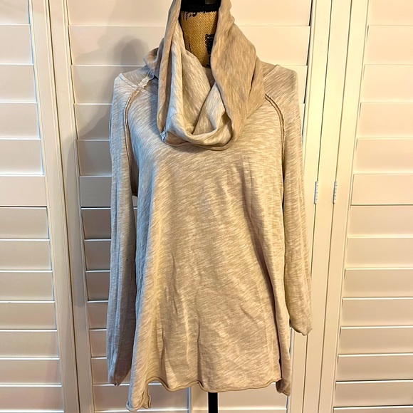 FP Beach Free People Cowell, neck sweatshirt - Picture 1 of 4